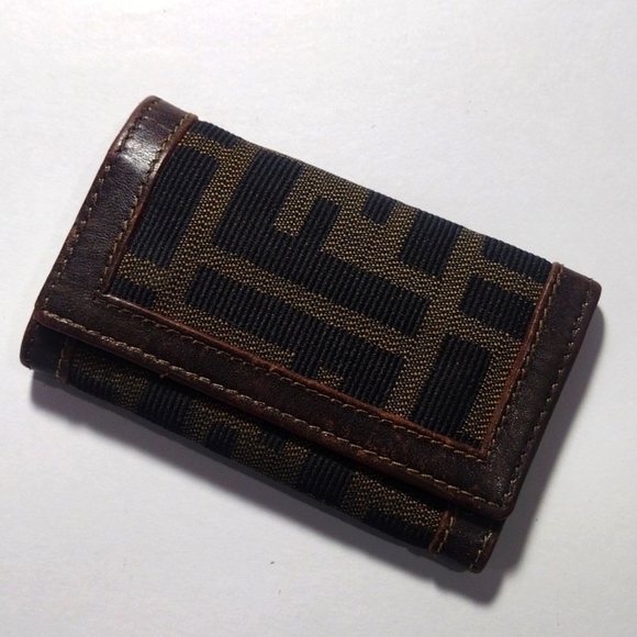 Vintage Fendi Brown Leather Zucca Six Hooks Key Case 3.75x2 25-in - Luxury "#04" - Picture 4 of 12